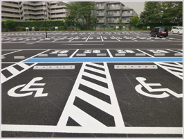 公園 駐 車場 駒沢